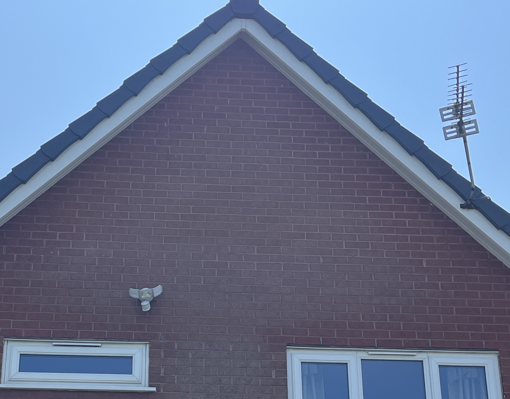 soffit and fascia clean in great sankey after photo